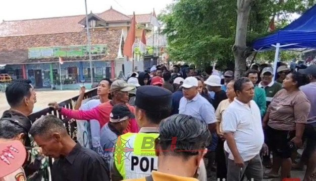 Demo Warga Membuahkan Hasil, Seleksi Perades Sumber Rembang Resmi Ditunda