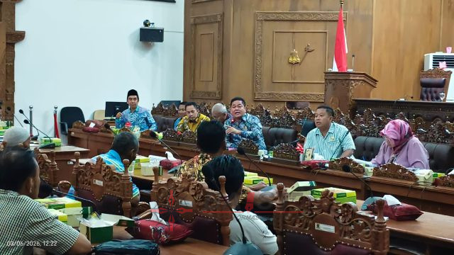 Audiensi DPRD Pati Memanas, Dugaan Ketidakberesan Bantuan Puso Petani Pasuruhan Terungkap