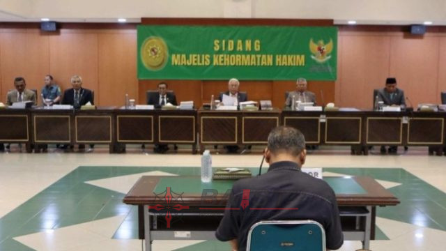 Mantan Ketua PN Kudus Dipecat Dengan Tidak Hormat, Karena Gelapkan Uang Titipan 2 Miliar