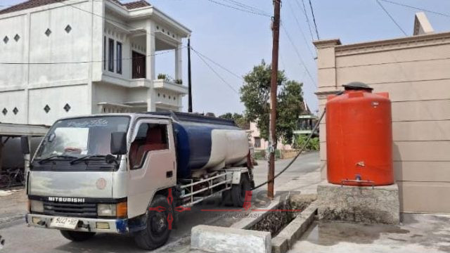 Kemarau Mengeringkan Sumber Air, Kepedulian FWP Mengalir ke Pantirejo