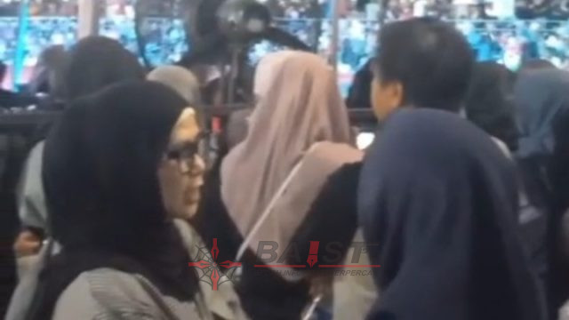 Ribuan Warga Padati Simpang Tujuh Kudus Saksikan Karnaval Budaya Hari Jadi Kota Kudus Ke-477
