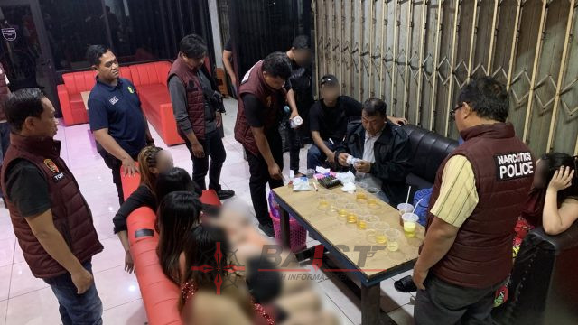Polres Kudus Razia Sejumlah Tempat Hiburan Malam dan Tes Urine 26 Pemandu Lagu Begini Hasilnya…