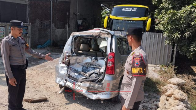 Diduga Rem Blong, Kecelakaan Beruntun Terjadi di Jalan Lingkar Timur Kudus, Dua Orang Alami Luka